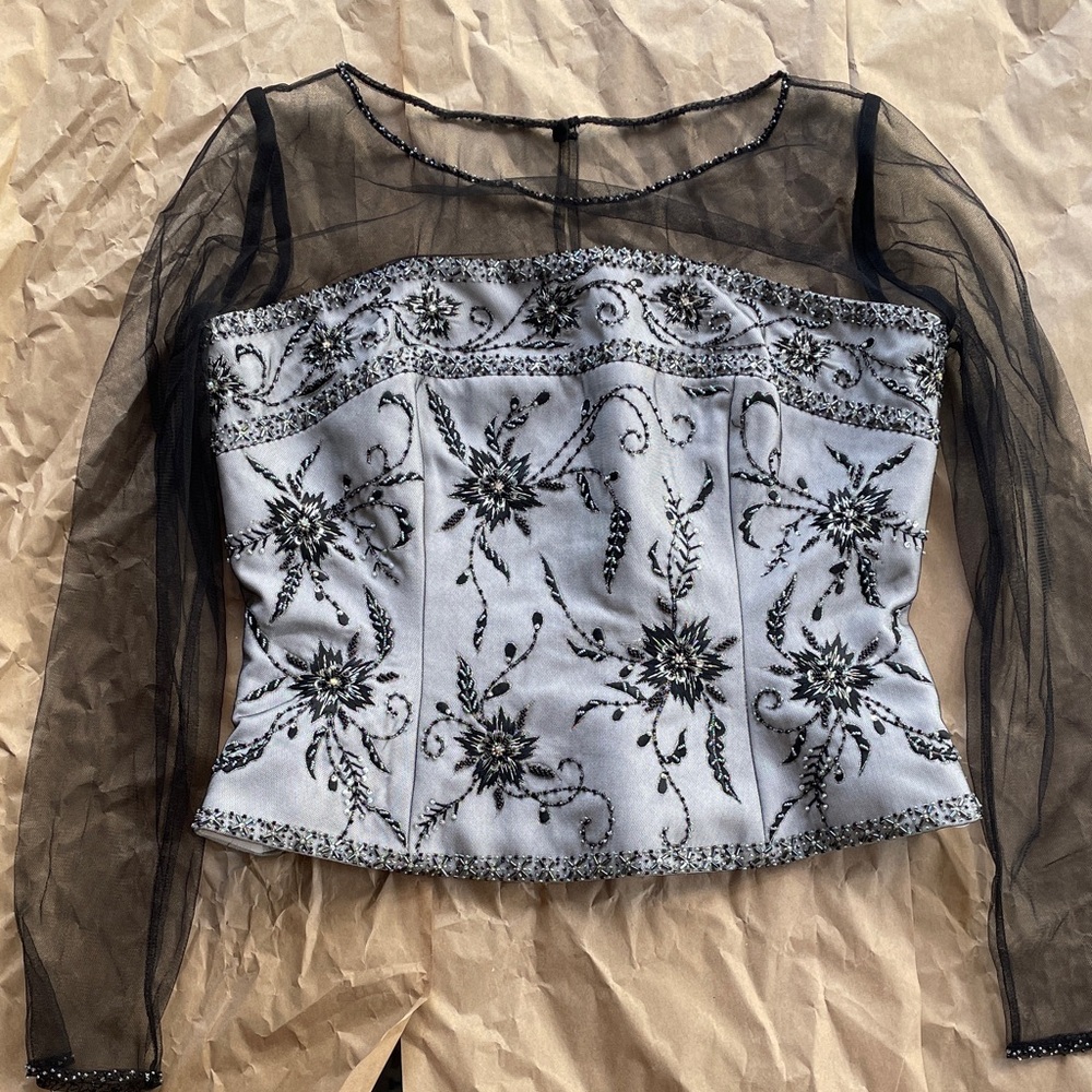 Jade brand Black and Gray Bead Embroidered Blouse with mesh sleeves women’s M